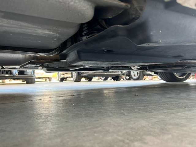 Nissan SKYLINE 2015-07 4131-8