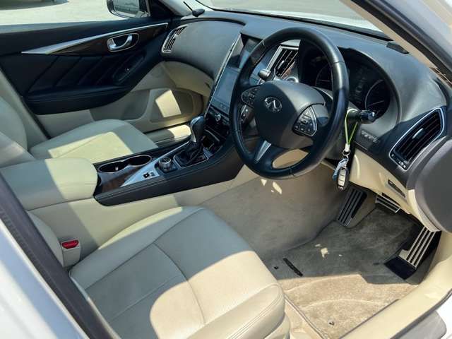 Nissan SKYLINE 2015-07 4131-4