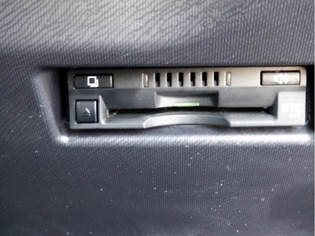 Toyota AQUA 2020-07 7068-17