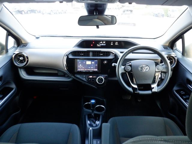 Toyota AQUA 2020-07 7068-1