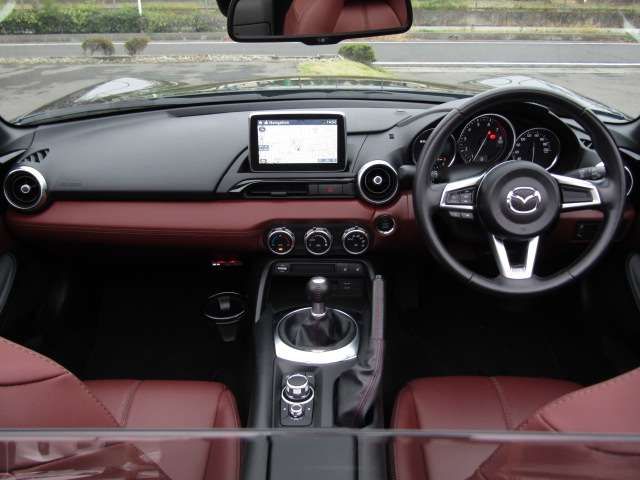 Mazda ROADSTER 2017-08 188810-15
