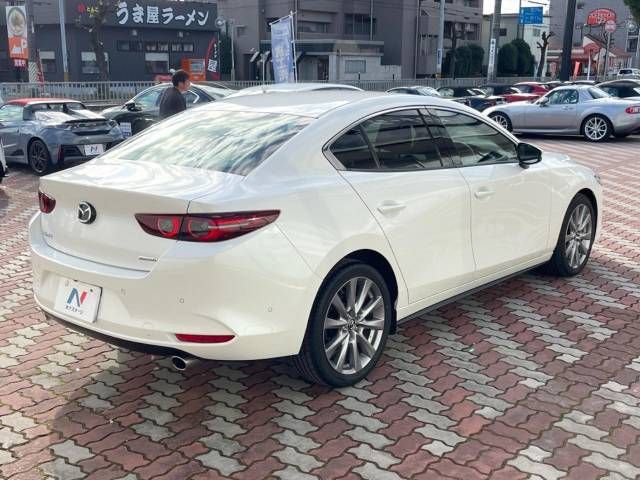 Mazda MAZDA3 2021-02 195198-17