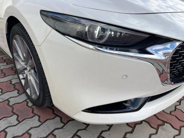Mazda MAZDA3 2021-02 195198-12