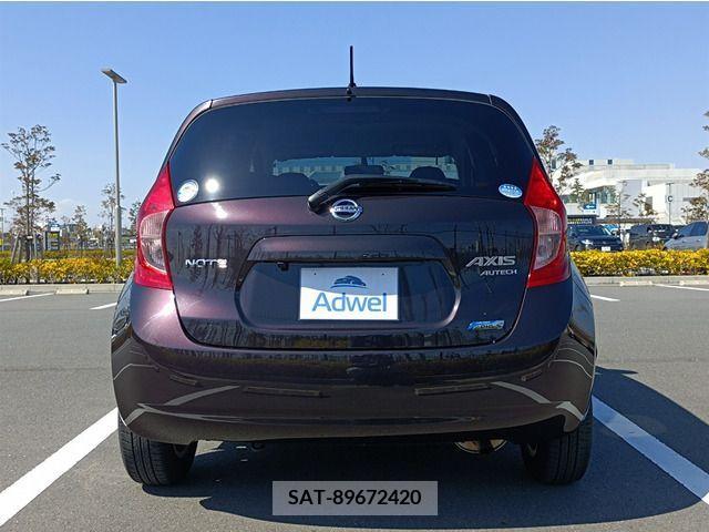 Nissan NOTE 2013-02 302297-7