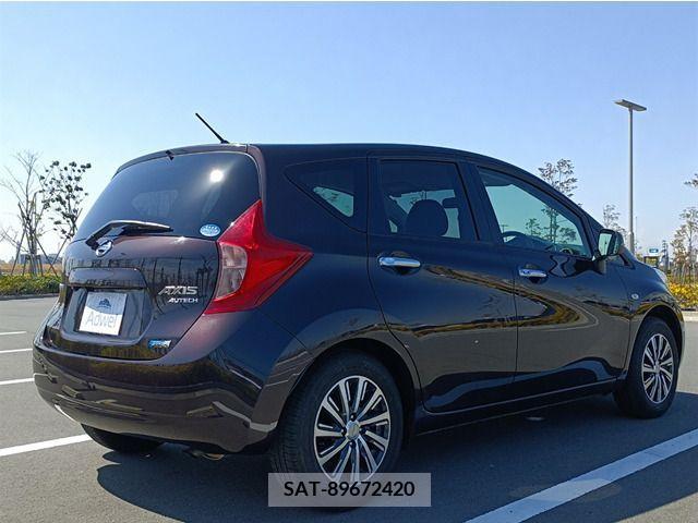 Nissan NOTE 2013-02 302297-9