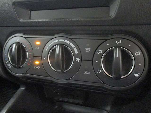 Mazda AXELA 2018-10 28421-9