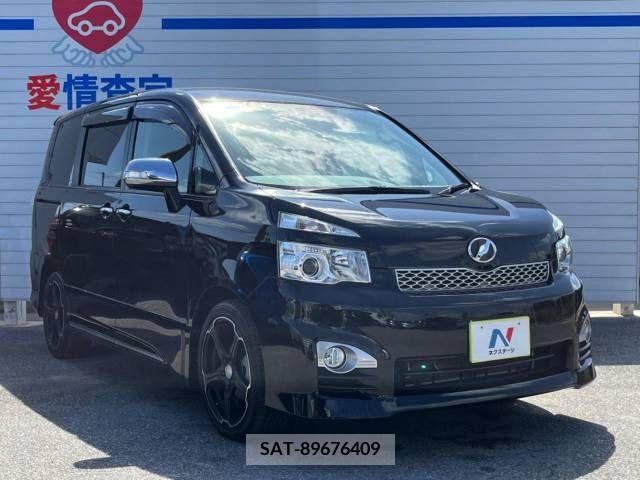 Toyota VOXY 2012-07 257431-17