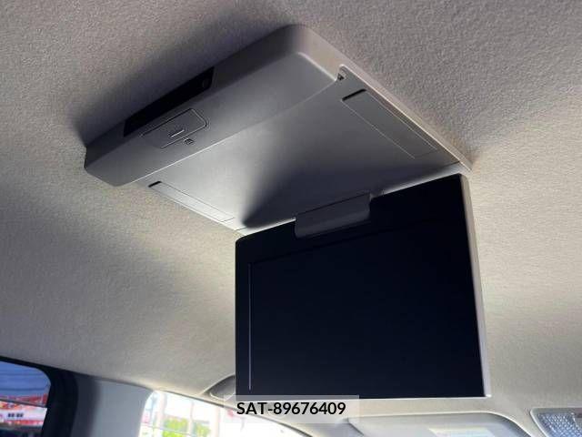 Toyota VOXY 2012-07 257431-5