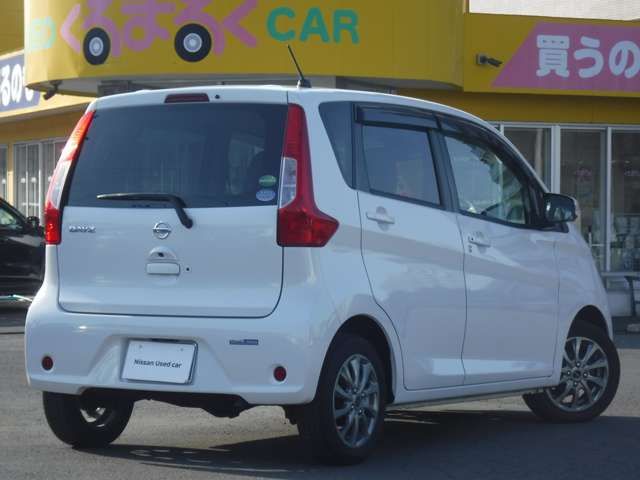 Nissan DAYZ 2017-11 5570-1