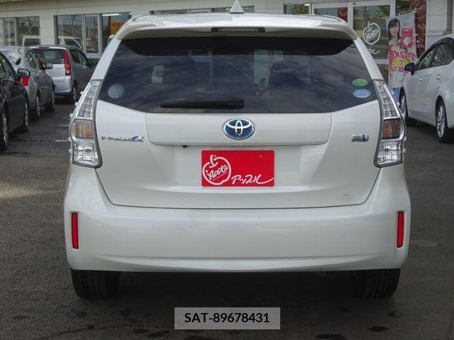 Toyota PRIUS ALPHA 2014-08 342481-6