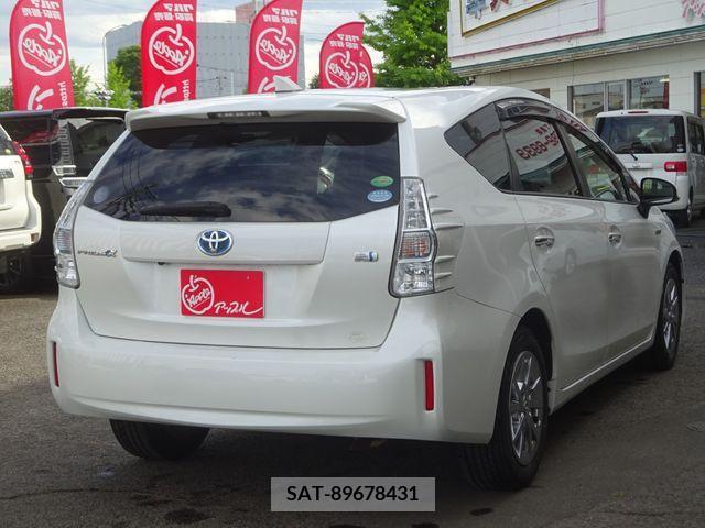 Toyota PRIUS ALPHA 2014-08 342481-2