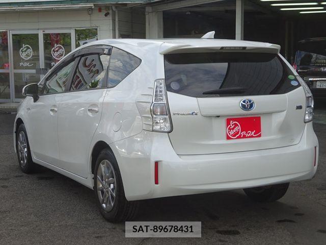 Toyota PRIUS ALPHA 2014-08 342481-4