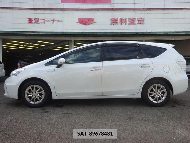 Toyota PRIUS ALPHA 2014-08 342481-8