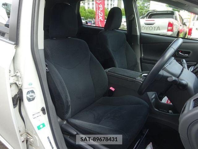 Toyota PRIUS ALPHA 2014-08 342481-13