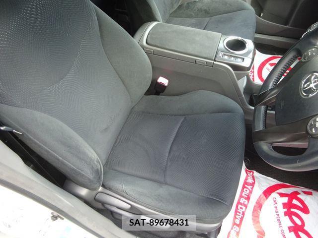 Toyota PRIUS ALPHA 2014-08 342481-14