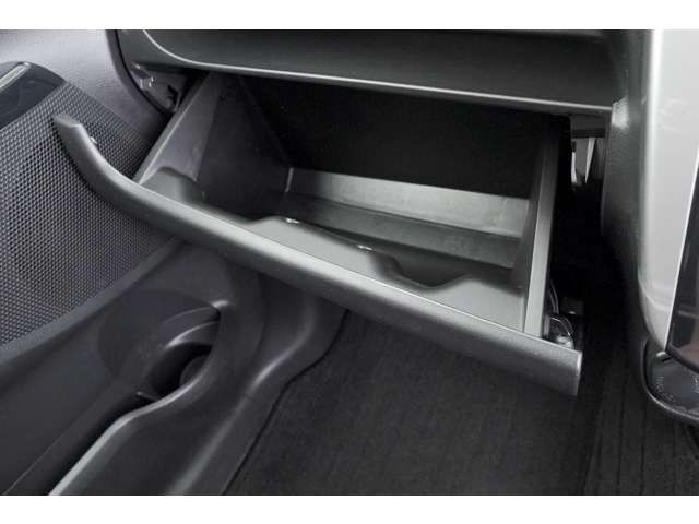Mitsubishi EK CUSTOM 2018-01 181568-12