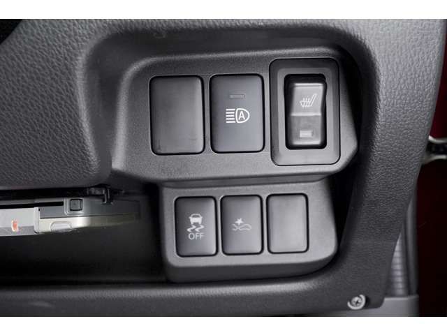 Mitsubishi EK CUSTOM 2018-01 181568-11