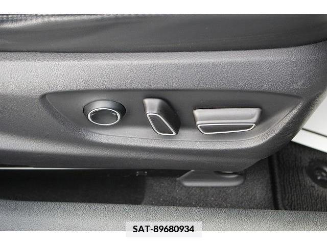 Toyota PRIUS PHV 2017-06 350635-2