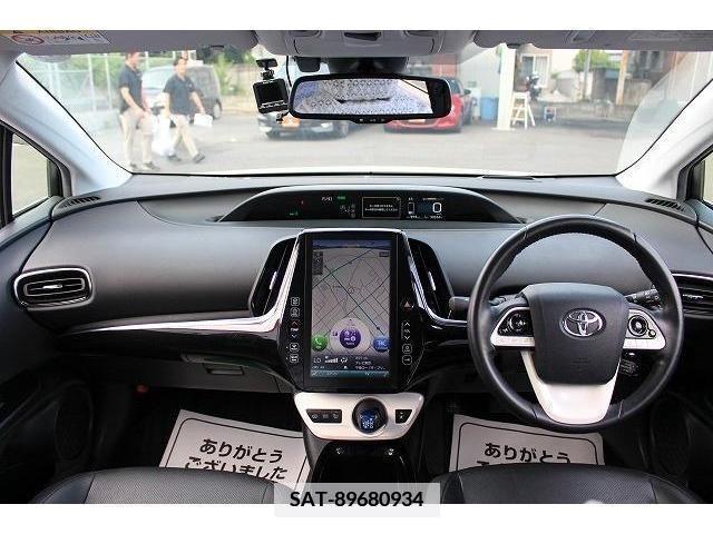 Toyota PRIUS PHV 2017-06 350635-16