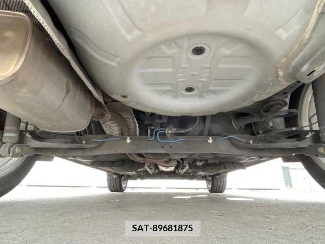 Nissan JUKE 2010-06 345407-19