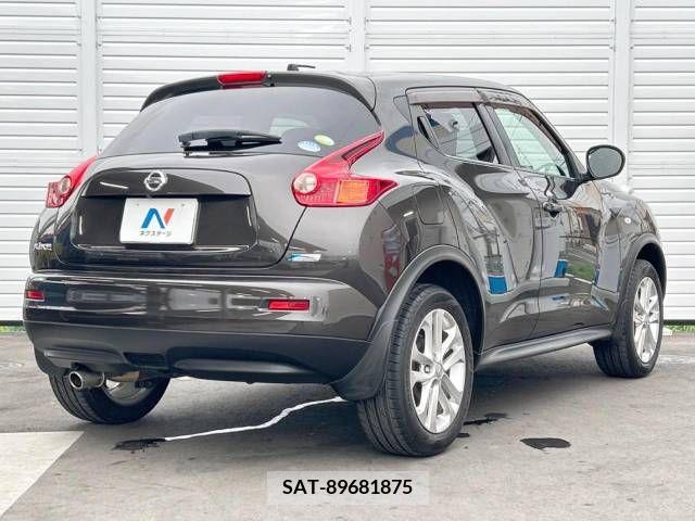 Nissan JUKE 2010-06 345407-17