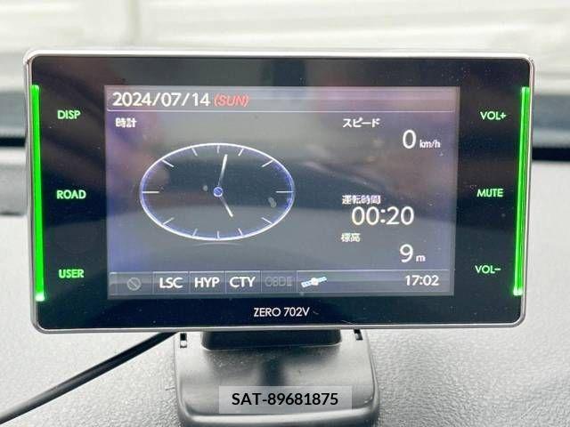 Nissan JUKE 2010-06 345407-8