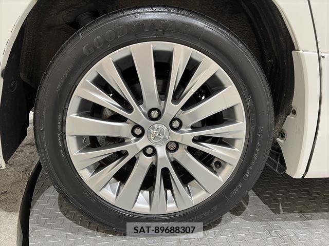 Toyota VELLFIRE 2012-12 373909-16