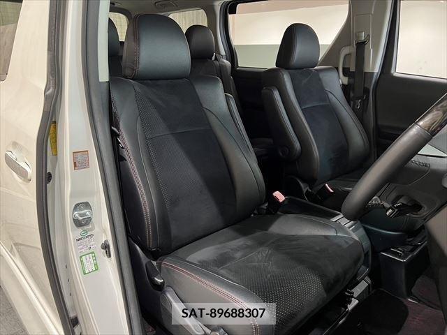 Toyota VELLFIRE 2012-12 373909-19