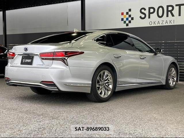 Lexus LS 2019-10 275494-15