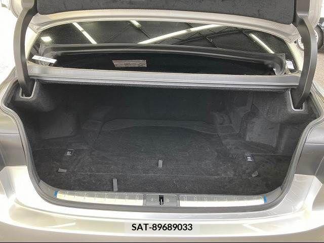 Lexus LS 2019-10 275494-10