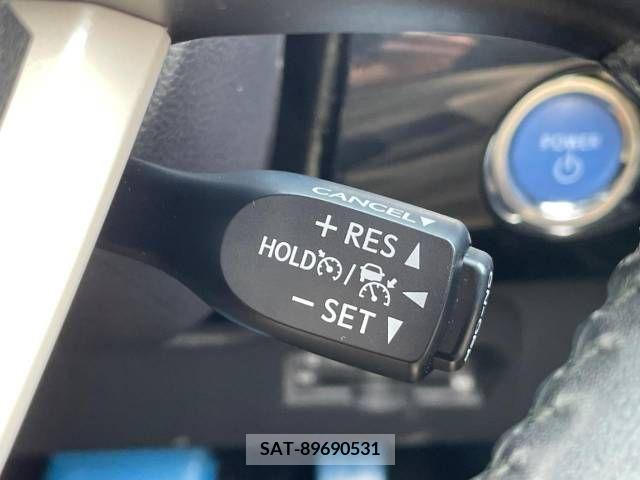 Toyota PRIUS 2017-12 322310-4