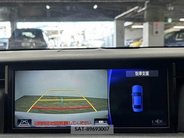 Lexus IS 2017-10 334343-3