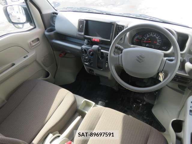 Suzuki EVERY 2023-05 213727-3