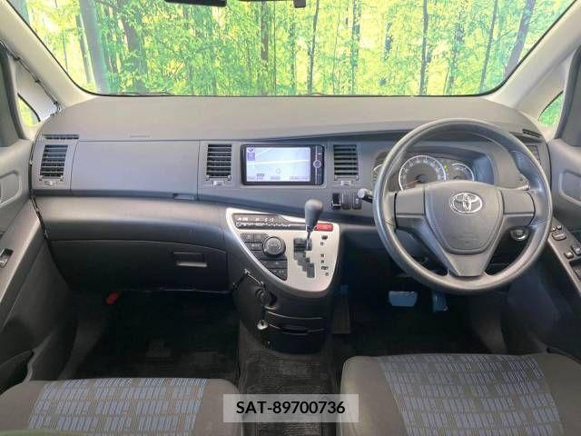 Toyota ISIS 2014-03 321098-1