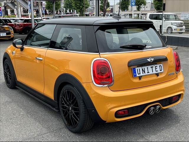 Bmw MINI 2017-03 10150-14