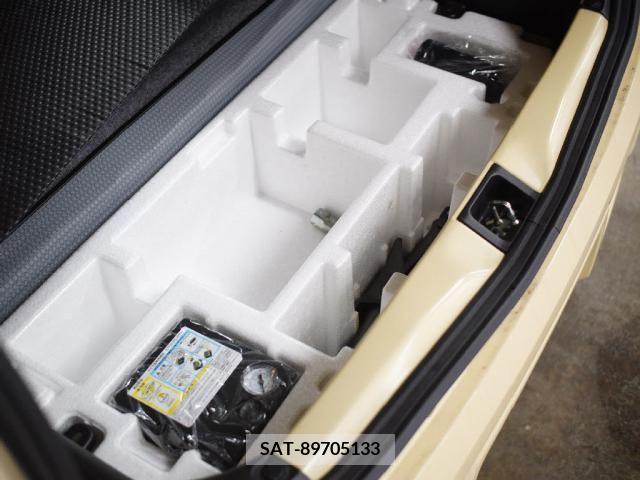 Mazda CAROL 2017-03 252955-28