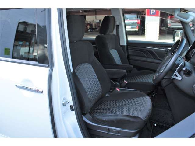 Mitsubishi DELICA D5 2019-03 2530-10