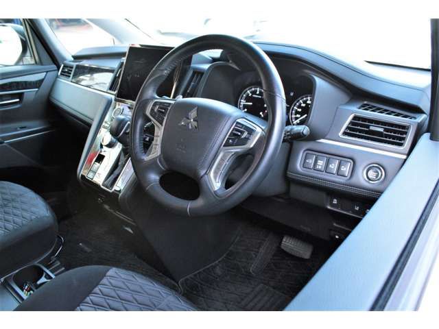 Mitsubishi DELICA D5 2019-03 2530-6