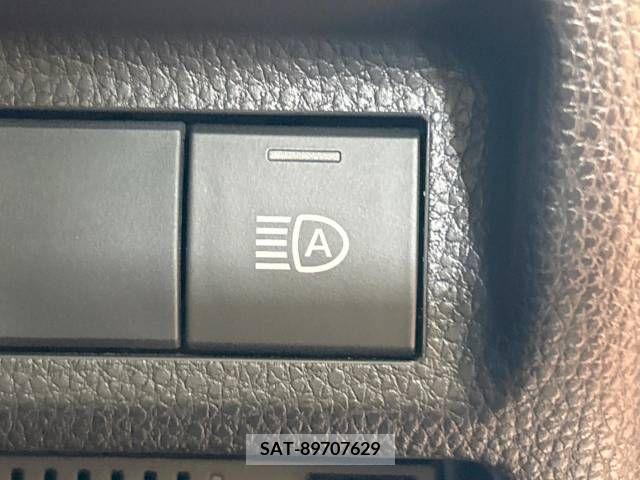 Toyota RAV4 2019-04 282708-7