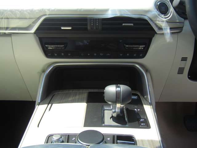 Mazda CX-60 2023-03 6056-14