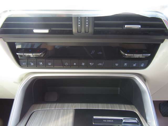Mazda CX-60 2023-03 6056-15