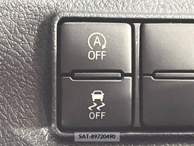 Toyota SIENTA 2016-06 368198-5