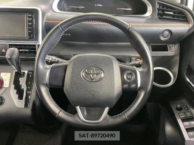 Toyota SIENTA 2016-06 368198-12