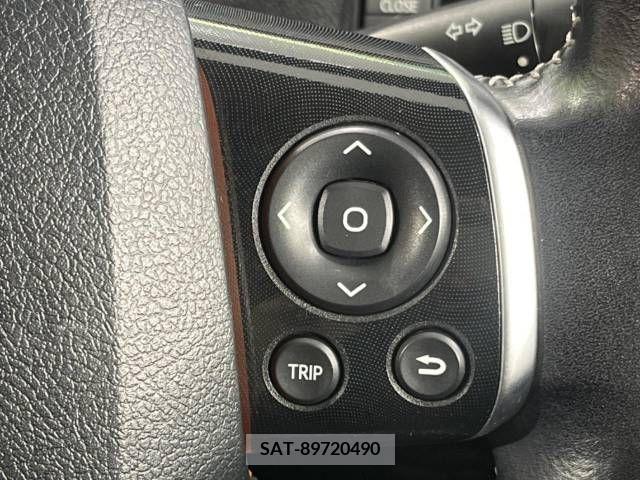 Toyota SIENTA 2016-06 368198-4