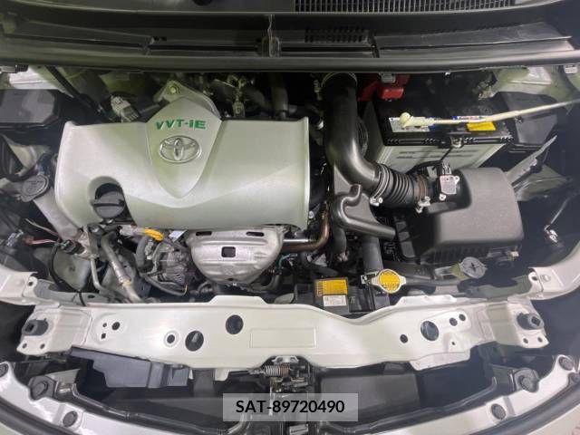 Toyota SIENTA 2016-06 368198-19