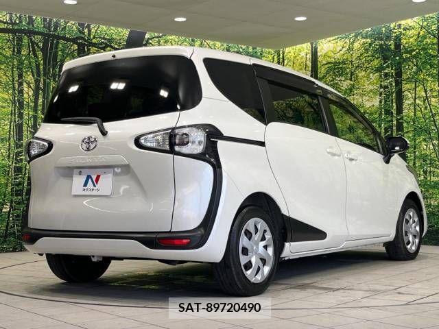Toyota SIENTA 2016-06 368198-18