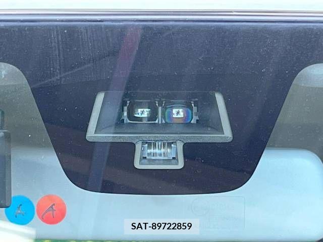 Suzuki HUSTLER 2015-02 328296-7