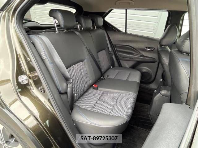 Nissan KICKS 2020-10 387158-9