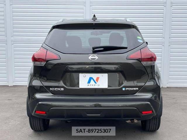 Nissan KICKS 2020-10 387158-15
