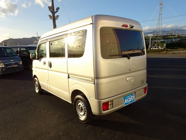 Nissan CLIPPER 2017-11 17709-5